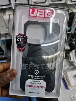 UAG Pathfinder SE Case – Apple iPhone 13 Pro