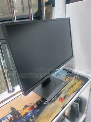 Dell Slim Monitor 24 Inches With Hdmi