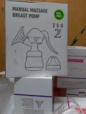 Manual Breast Pump Is Designed for New Moms