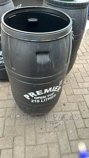 210 Litres Black Water Tank.