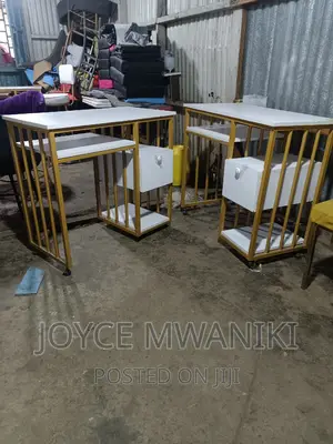 Manicure Table, Stylish and Latest Design