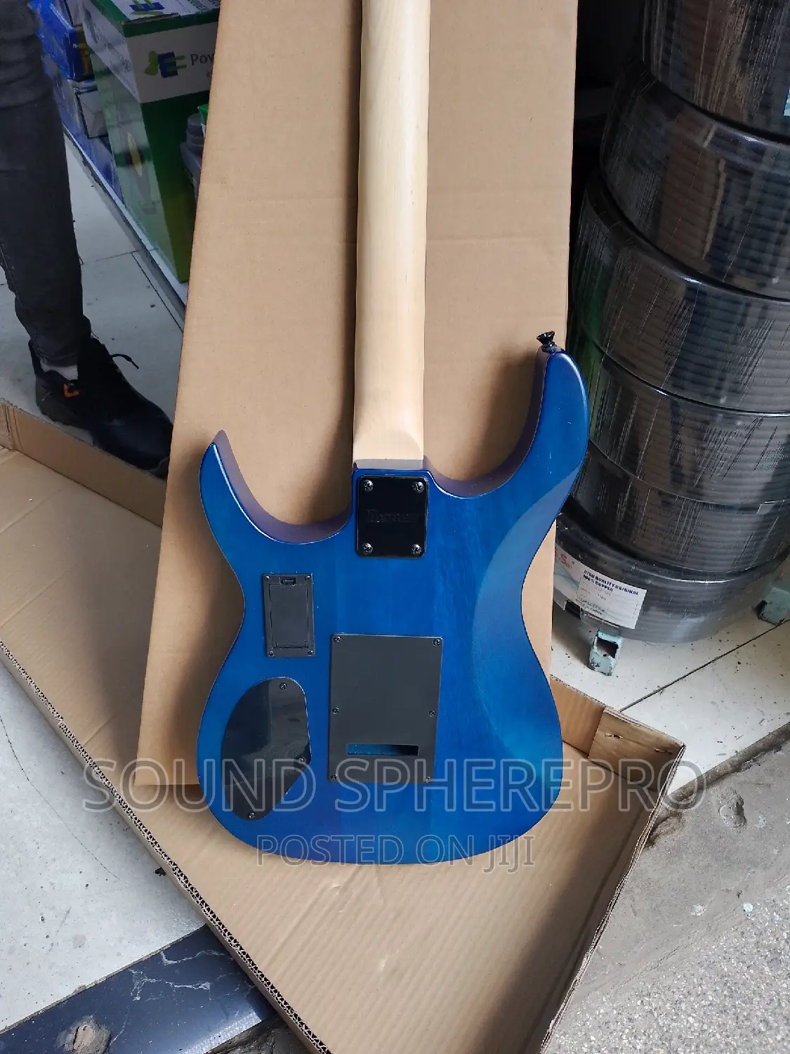 Ibanez Active Solo Guitar