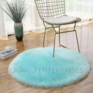 Blue Round Faux Fur Rug