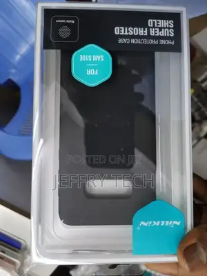 Nillkin Samsung Galaxy S10e Super Frosted Shield Back Case