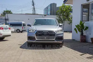 Audi Q5 2018 Silver