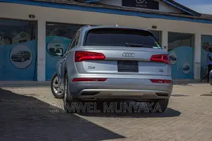 Audi Q5 2018 Silver