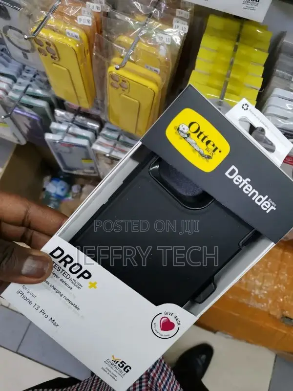 Otterbox Defender Series Case for Apple iPhone 13 Pro Ma