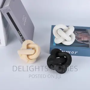 *3-Link Wood Chain Link Decor*