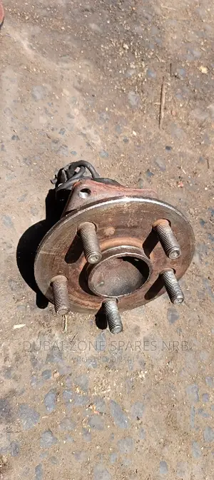 Premio 240,Allion,Wish,Vitz,Avensis Rear Hubs 2-Wheel Drive