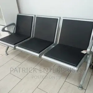 Executive Imported Morden Heavy Duty Padded Waiting Bay