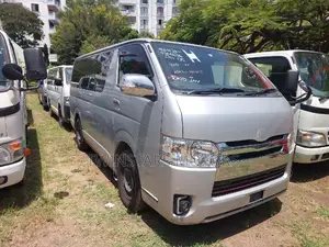 Toyota HiAce 2017 Brown