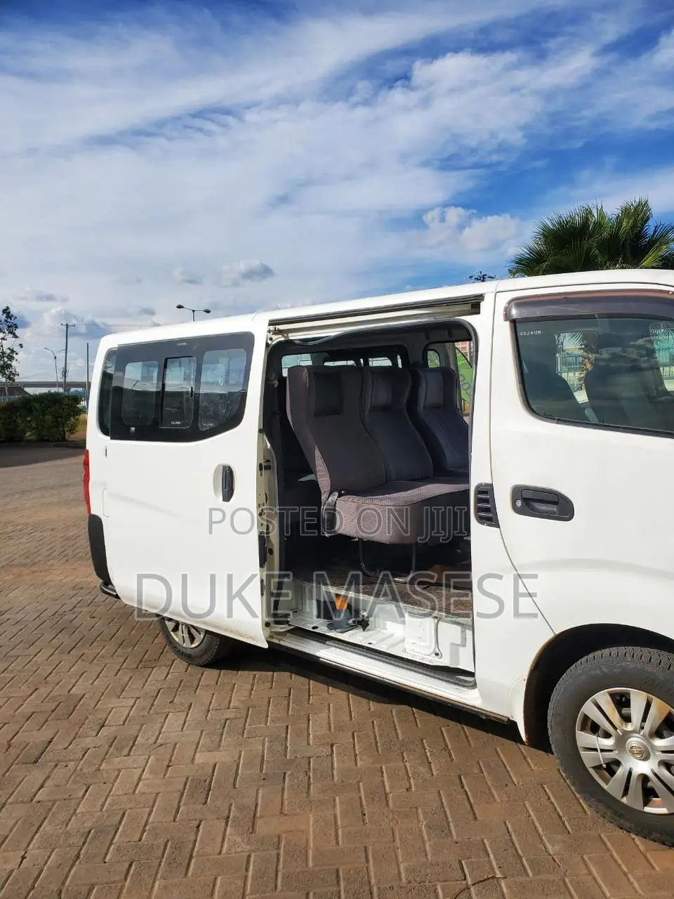 Van For Hire, 11 Seater