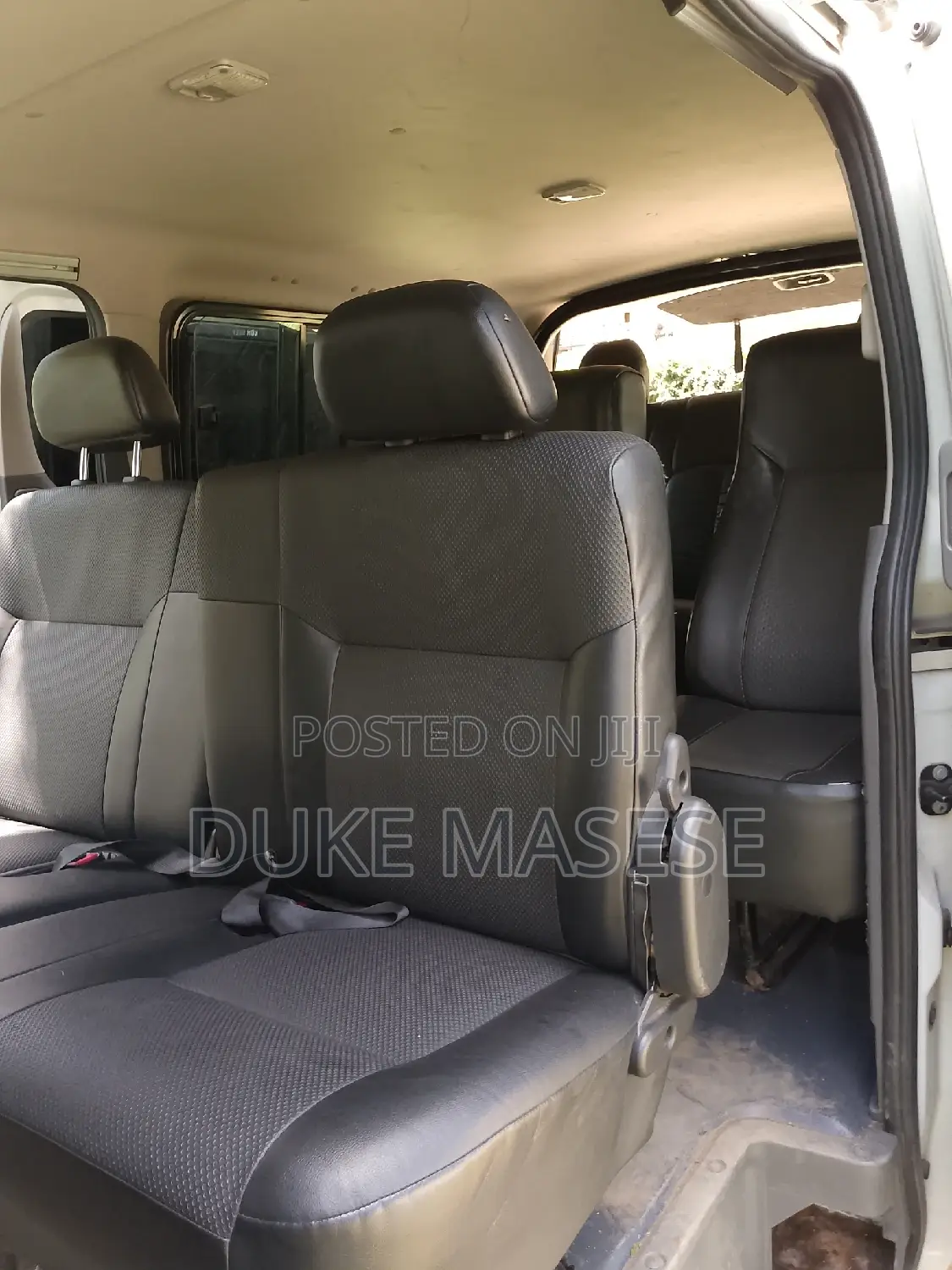 Van For Hire, 11 Seater