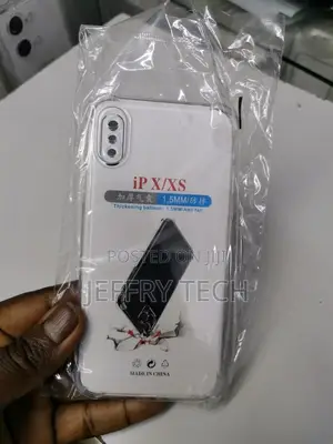 iPhone X / XS Shockproof Clear Cover