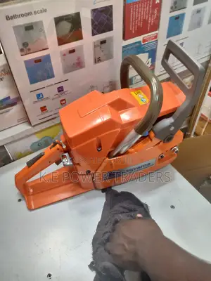 272xp Husqvarna Powersaw Durable