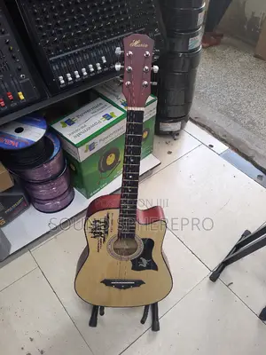 Size 38 Accoustic Plus Guitar Stand
