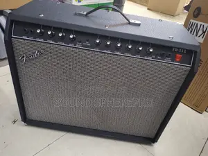 Fender FD-212 Solo Guitar Combo