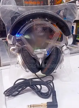 HPX 2000 Benringer Headphones