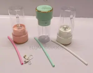 Portable Rechargeable Blender Cup With Handle Design