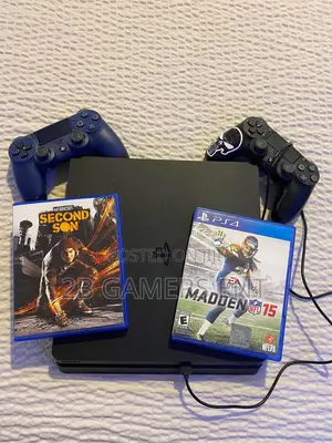 Ps4 Slim, Madden15