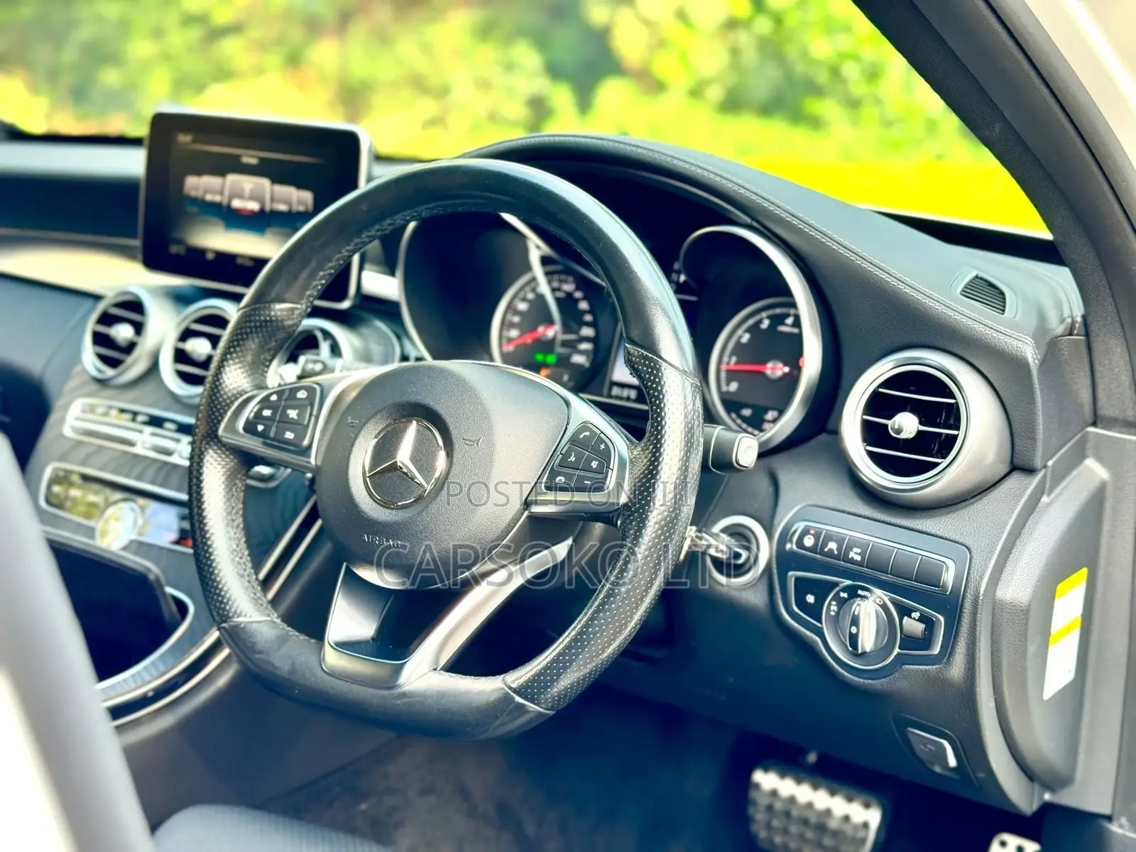 Mercedes-Benz C200 2017 White