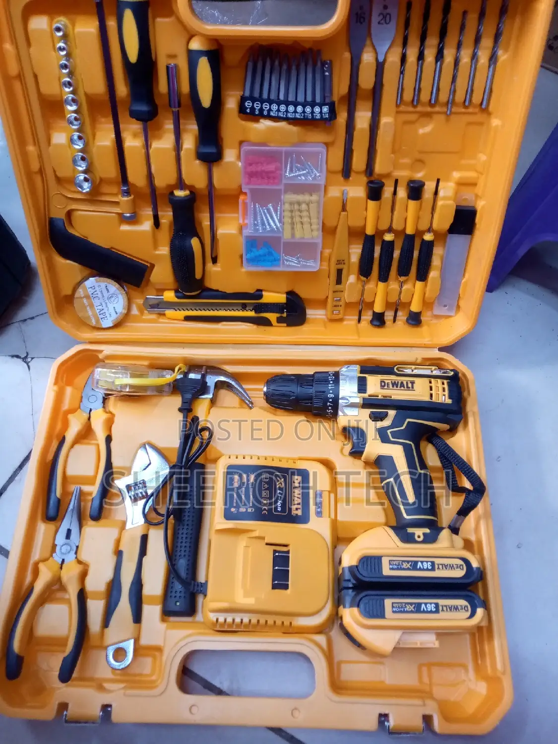 Dewalt Cordless Drill Set/Cordless Drill Toolkit