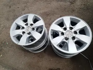 Original Toyota Hilux, Fortuner 16 Inch Rims Set