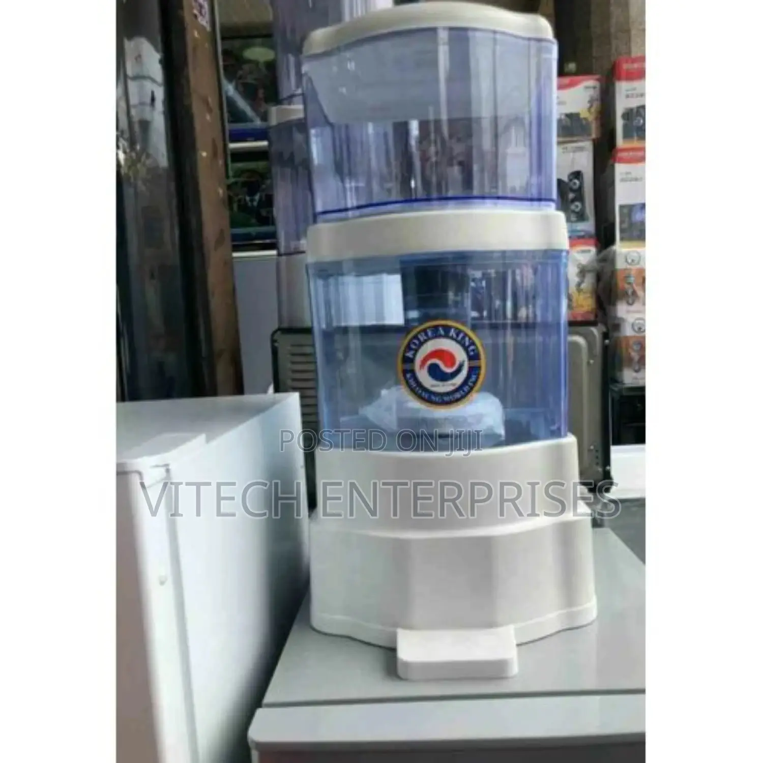Water Purifier With Dispensing Tap