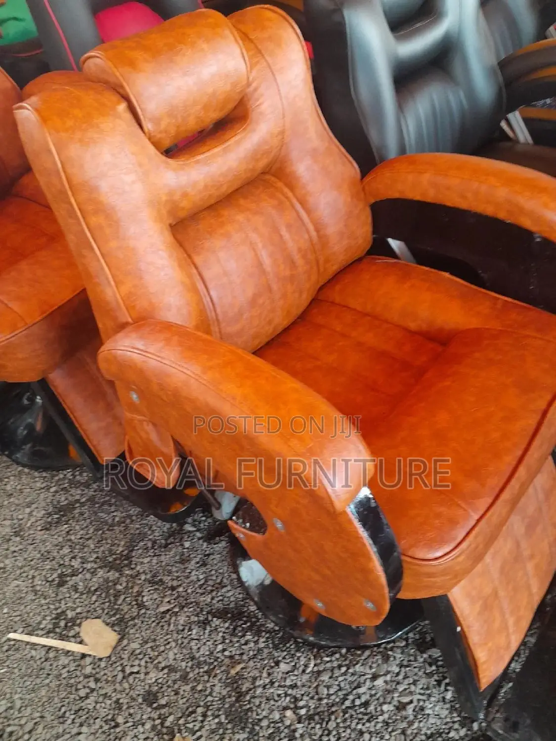 Kinyozi Barber Chair