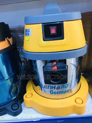 Lenhard Vacuum Cleaner. 20L