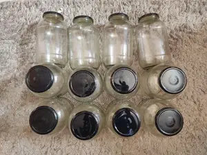 A Set of 12 Mason/Glass Jars 2000ml With Metal Black Lids