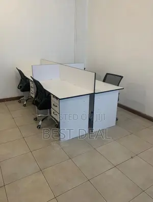 Work Station 4 People