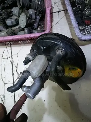 Brake Booster and Master Cylinder Nis