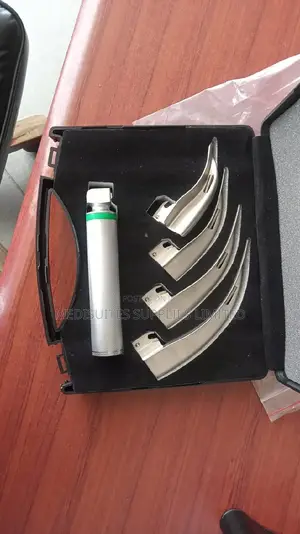 4blade Fibre Optic Laryngoscope