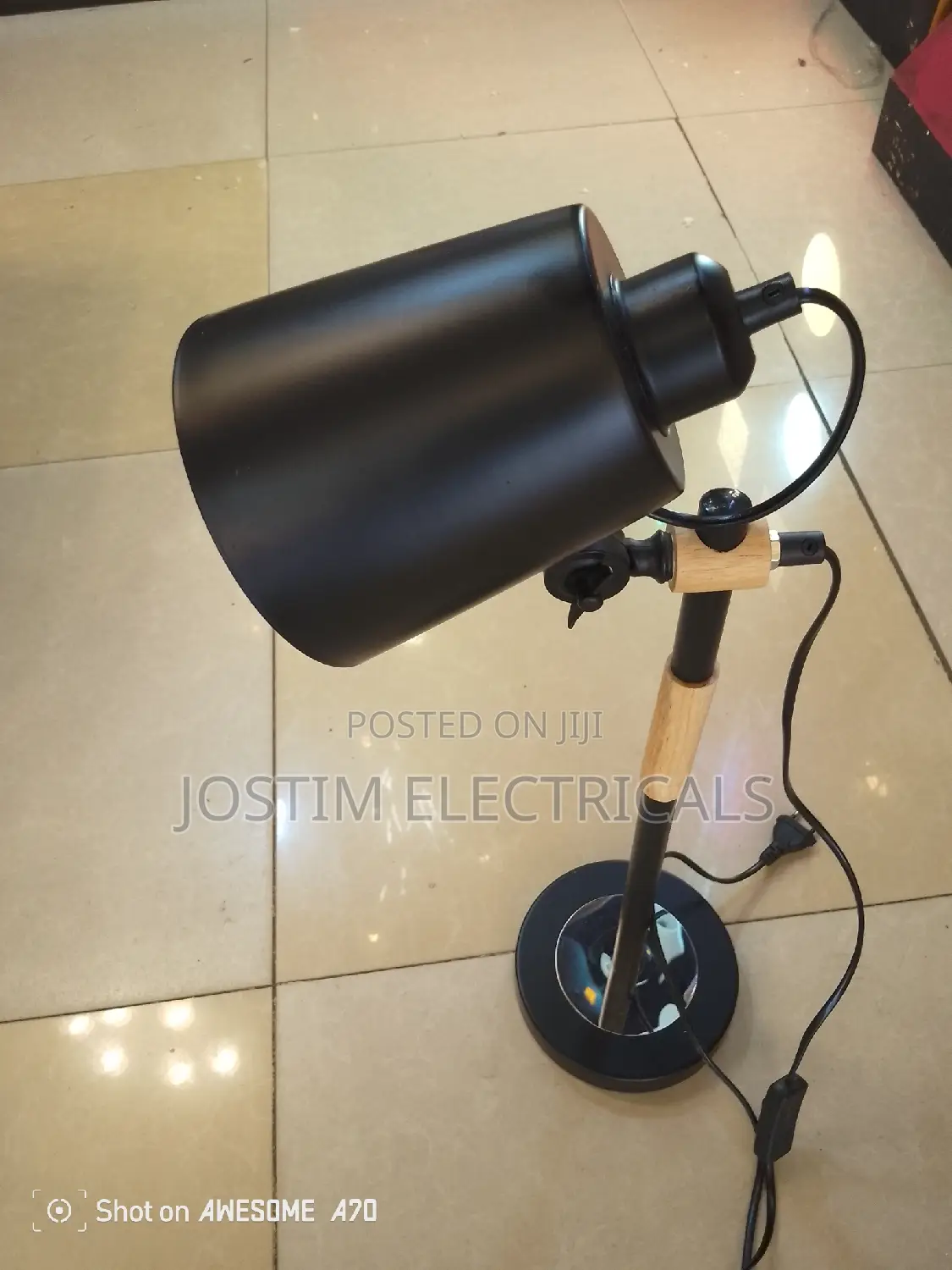 Table Lamp/ Desk Lamp