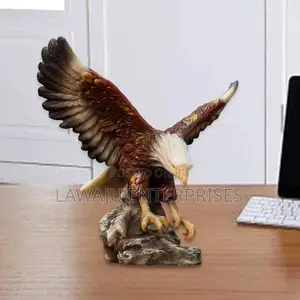Creative Lucky Eagle Sculpture