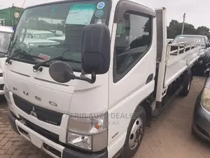 Mistubishi Fuso Long Chase