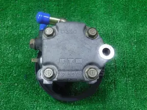 Mazda ZY Power Steering Pump for Mazda Demio, Axela, Verisa.