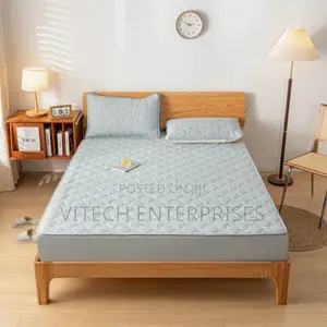 4 by 6 Quilted Waterproof Mattress Protector -