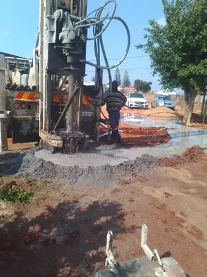 Drilling -casing -graveling -development