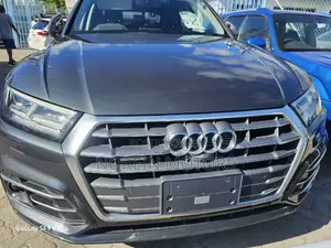 Audi Q5 2017 Gray