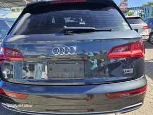 Audi Q5 2017 Gray