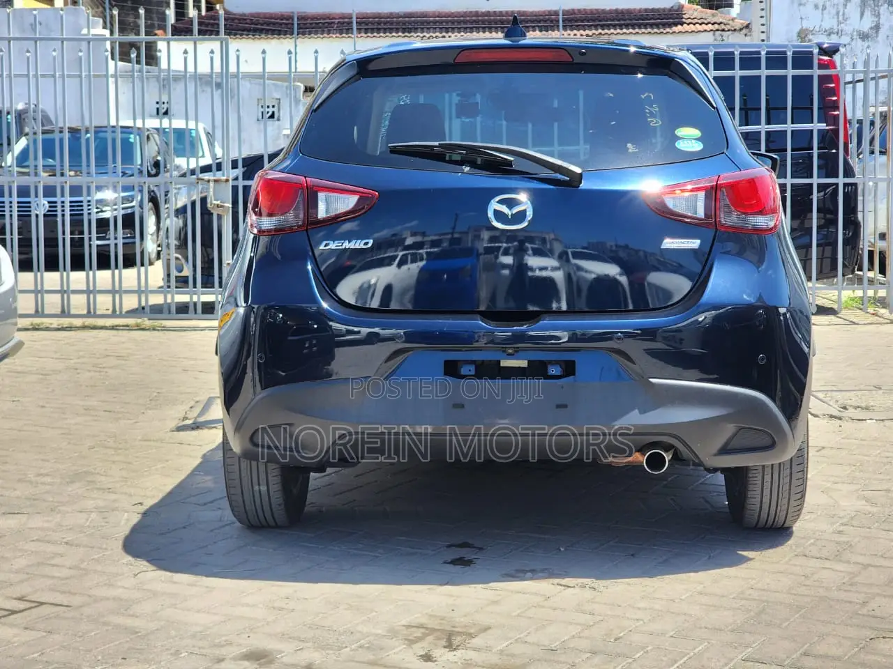 Mazda Demio 2017 Blue