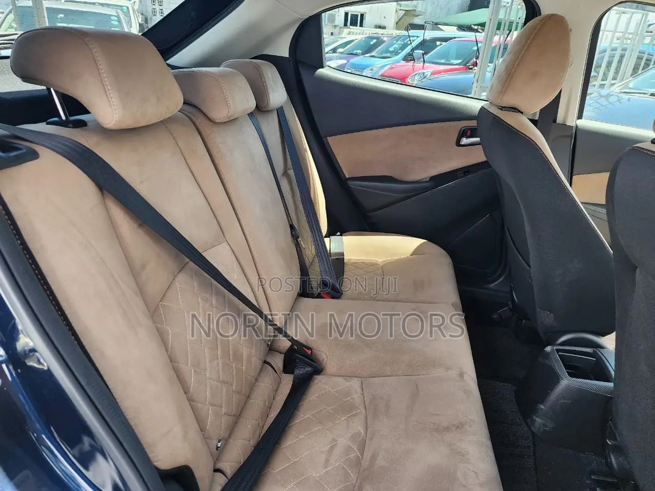 Mazda Demio 2017 Blue