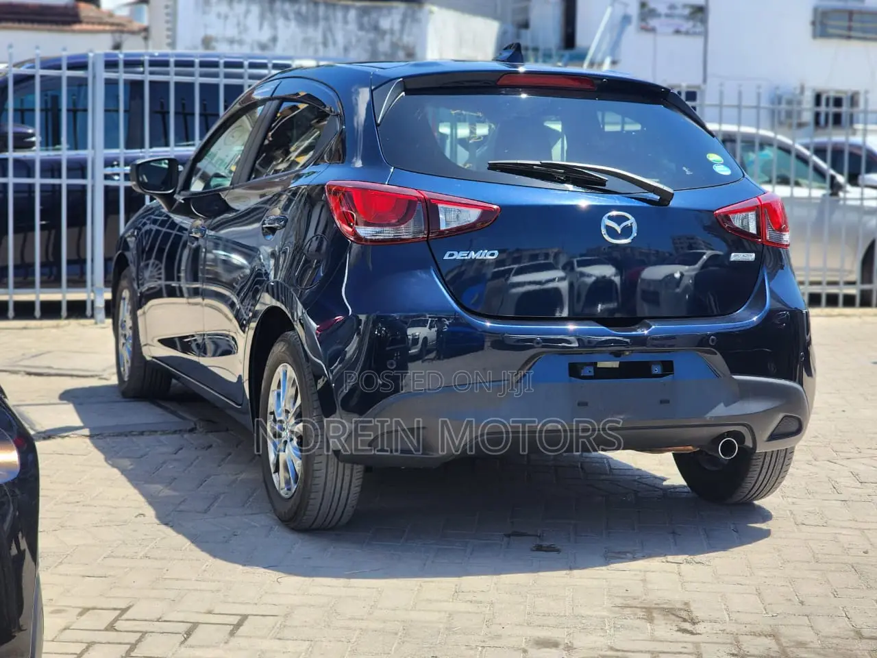 Mazda Demio 2017 Blue