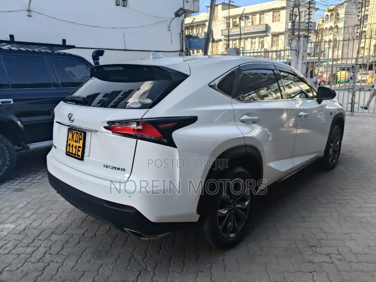 Lexus NX 2017 Off white