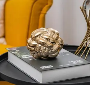 Golden Knot Decoration