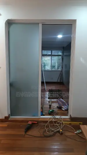 Room Glass Partition