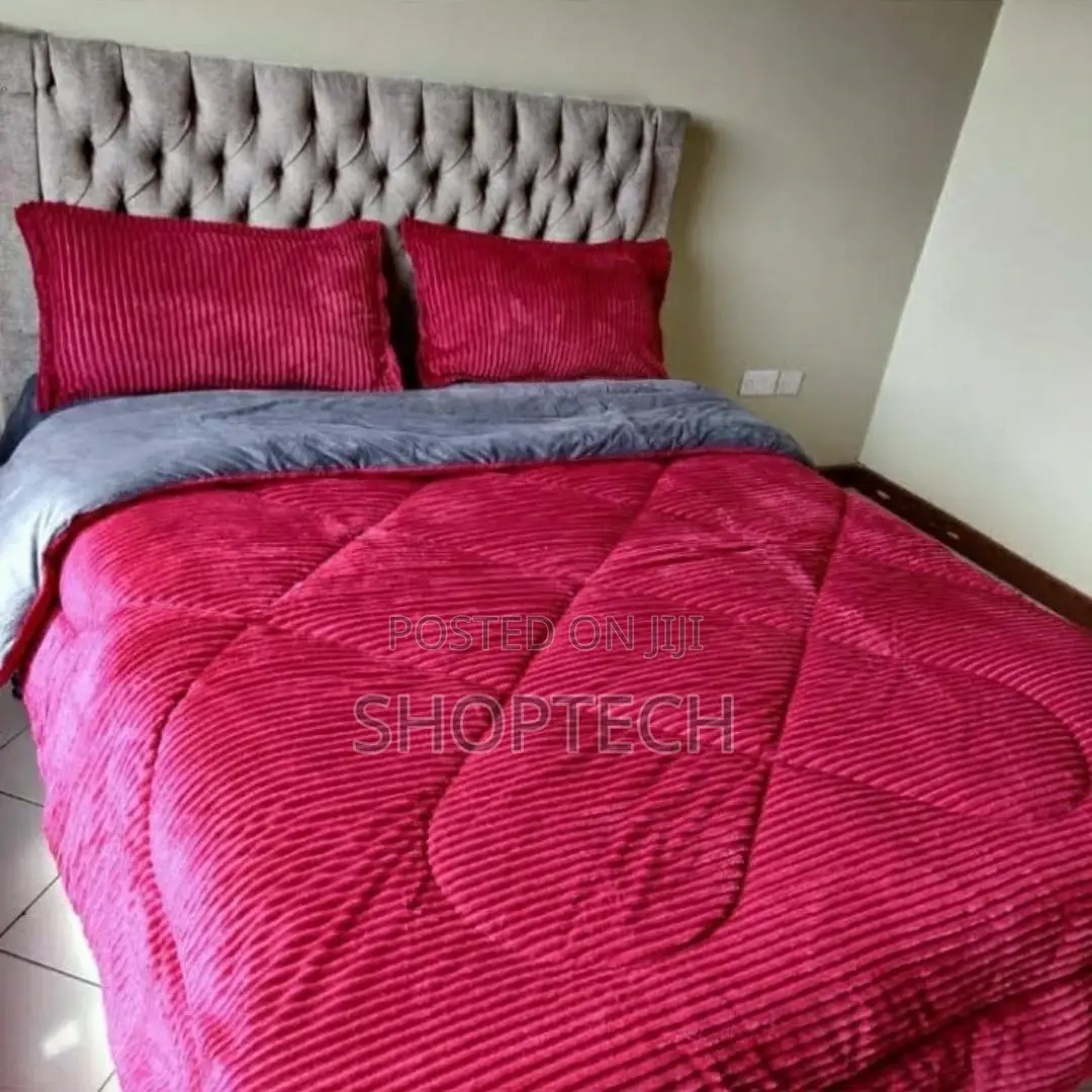 Velvet Blanket Set