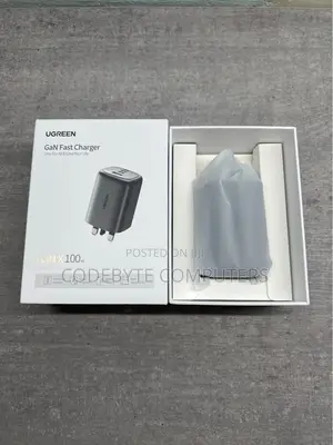 Fast Charger USB-A+3*USB-C 100W Tech Fast Charger - CD226